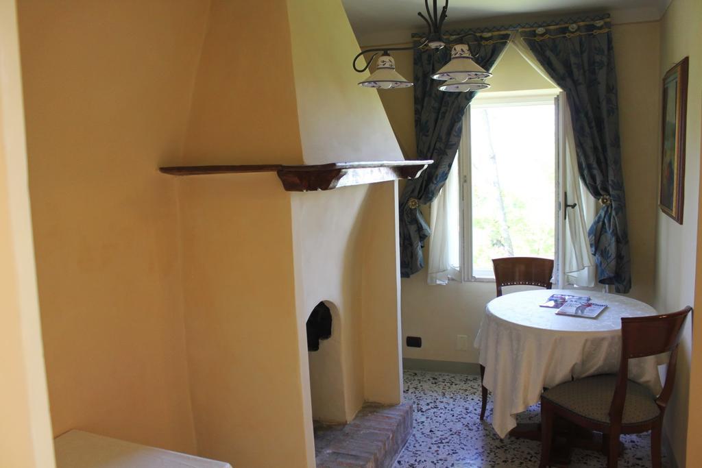 Castello Montegiove 4* Fano