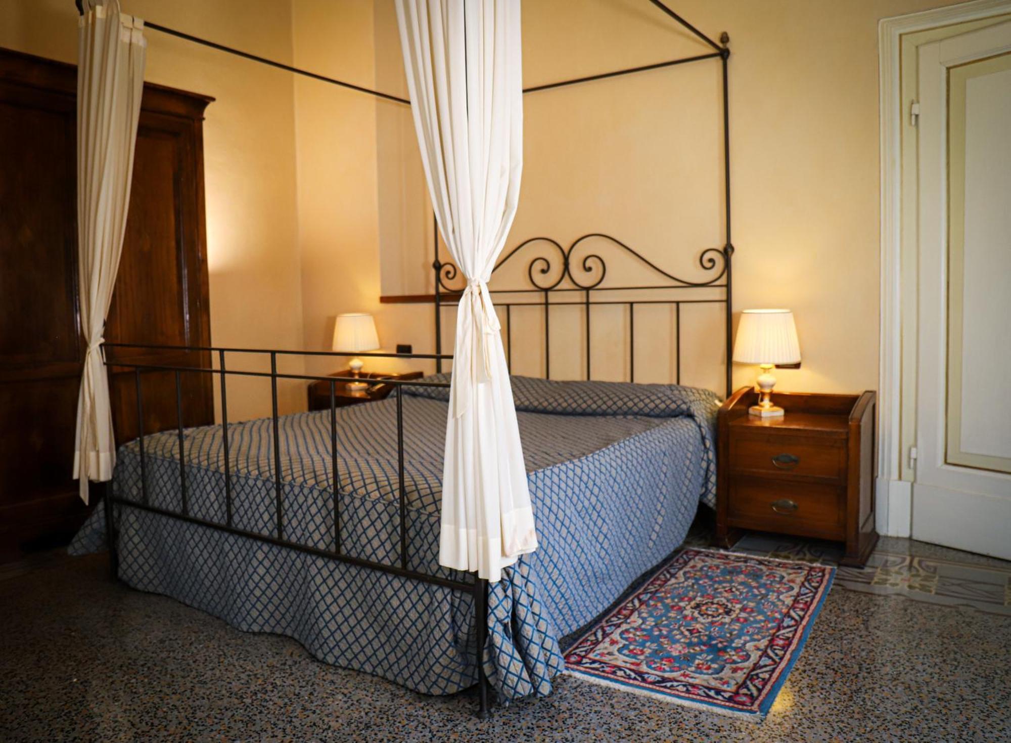Castello Montegiove Hotel 4*