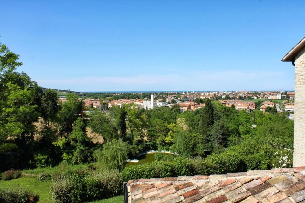 Castello Montegiove Hotel Fano