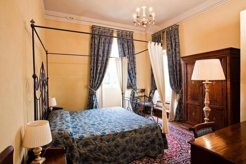 Castello Montegiove 4* Fano