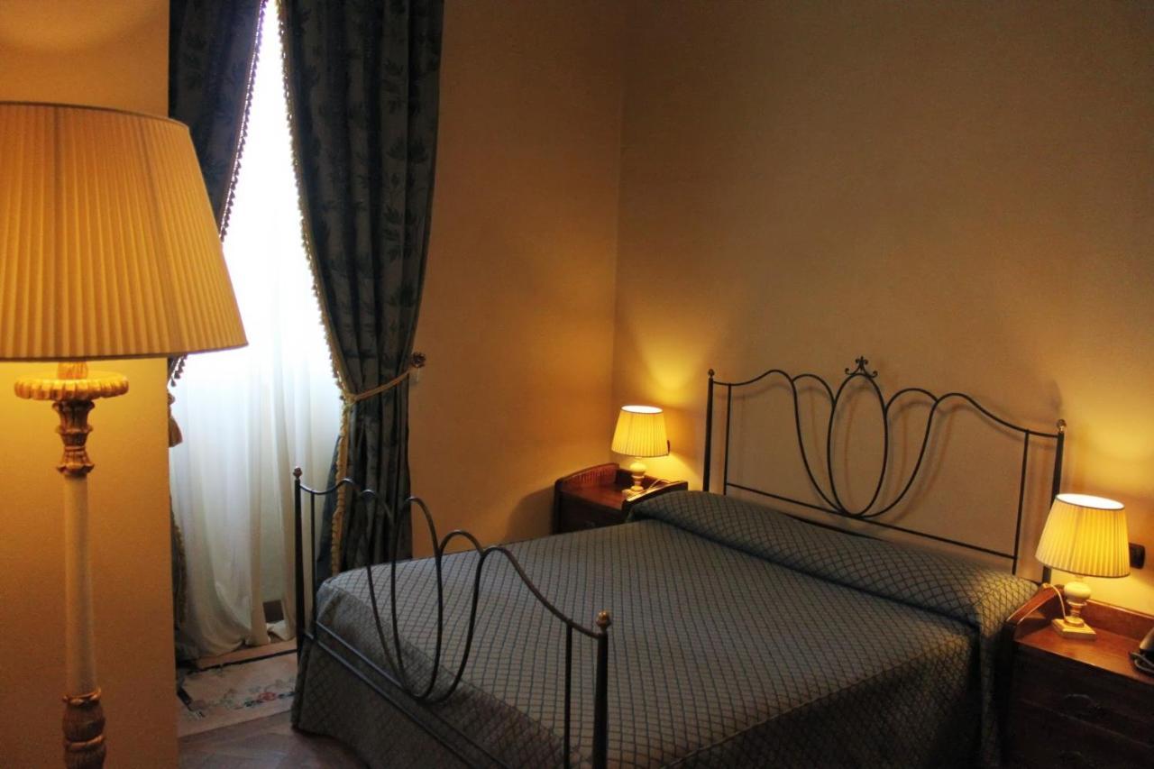 Castello Montegiove 4* Fano
