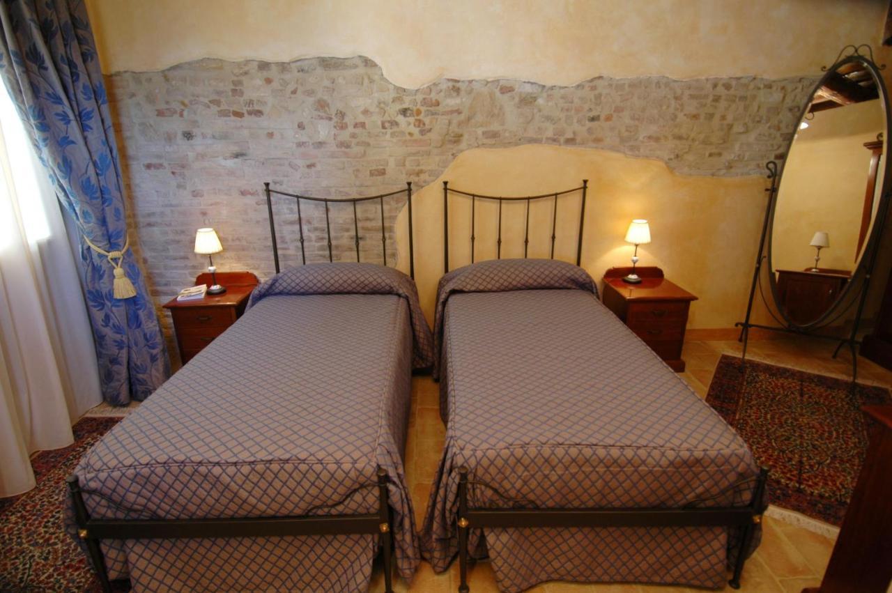 Castello Montegiove Hotel 4*