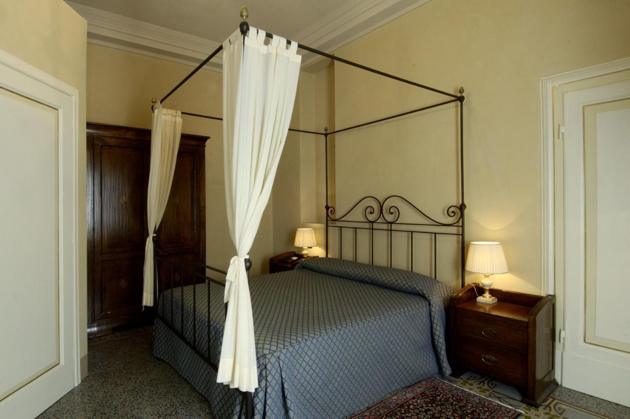 Castello Montegiove Hotel 4*
