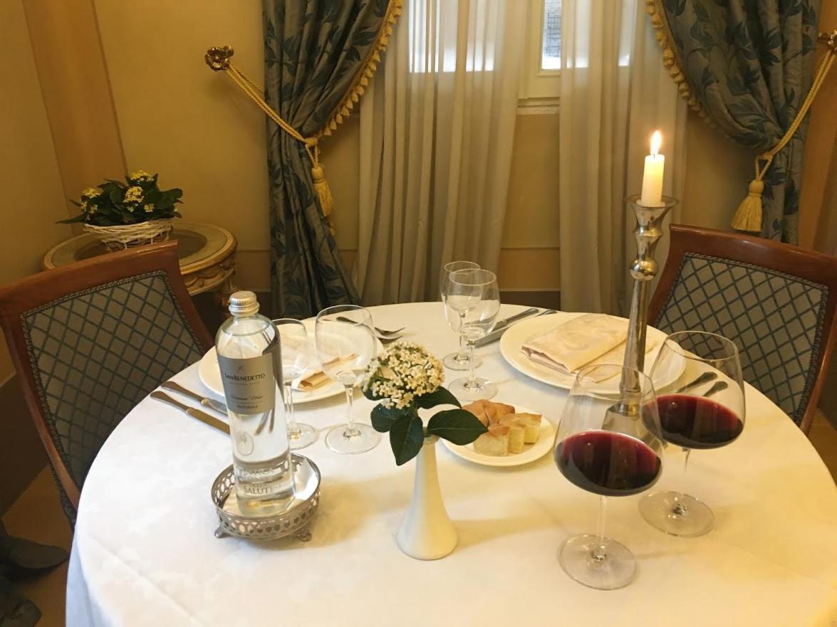 Castello Montegiove Hotel Fano